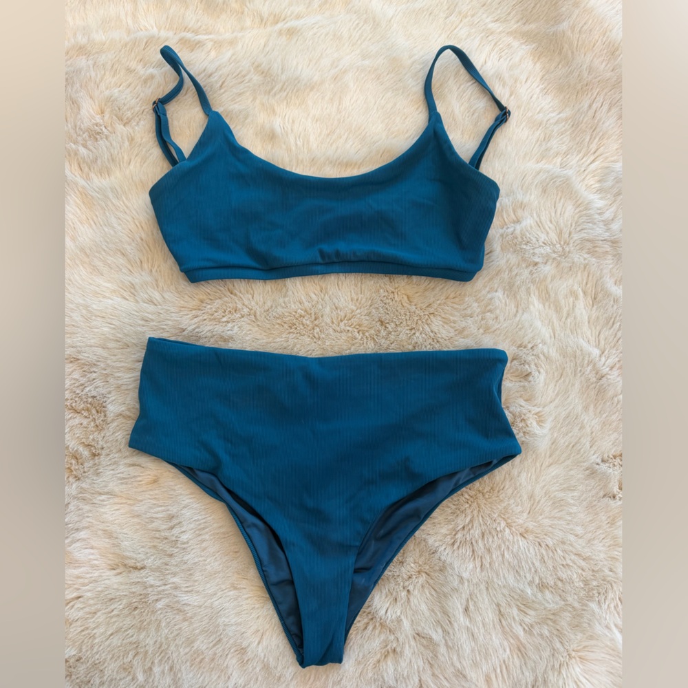 Santa Swimwear Teal Two-Piece Bikini Set - Sporty Top & High-Waist Bottoms
